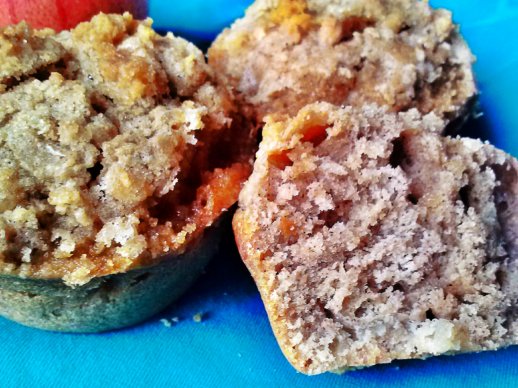 Apple Muffins with Graham Cracker Streusel