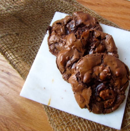Flourless Chocolate Cashew Cookies